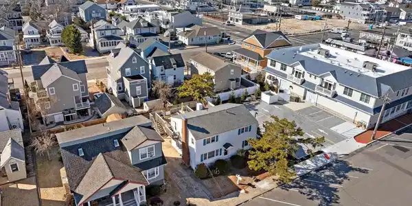222 FOURTH STREET
