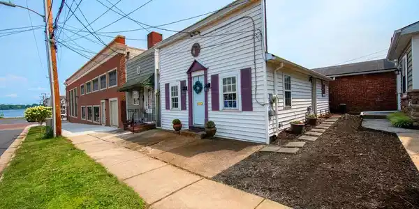 412 GREEN STREET