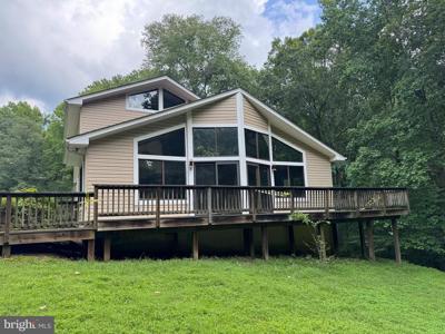 6400 BRIARWOOD DRIVE
