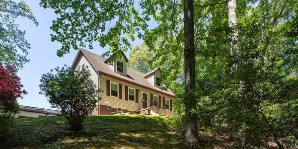 540 THUNDERBIRD DRIVE