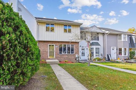 1113 HOLMESPUN DRIVE
