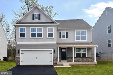 1008 CHASE CIRCLE