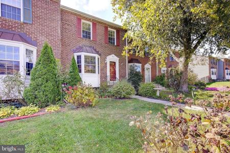 353 RAMBLING RIDGE COURT