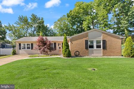 814 FOXWELL ROAD