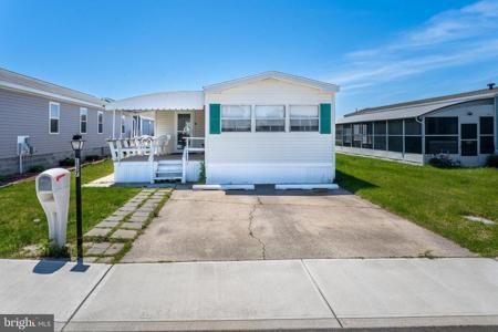 137 SANDYHILL DRIVE