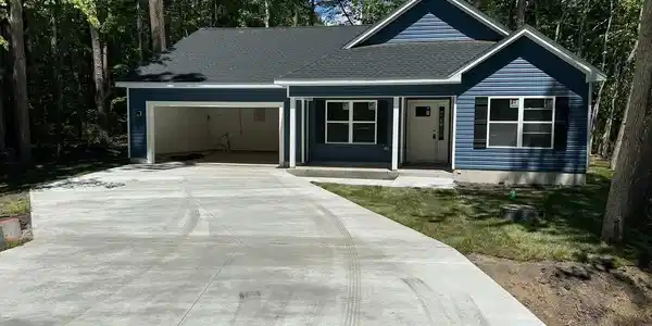 19 TWILIGHT COURT