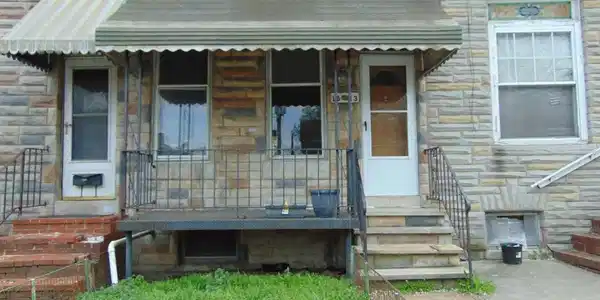 1613 LOCUST STREET