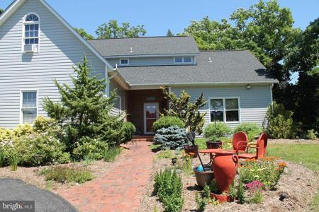 232 MATTHEWS COVE DRIVE
