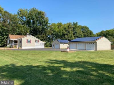 1107 MAPLE ROAD