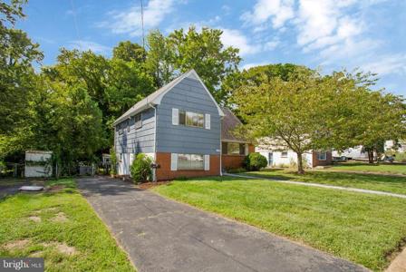 739 WARREN DRIVE