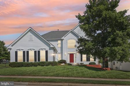 2476 TRIMARAN WAY