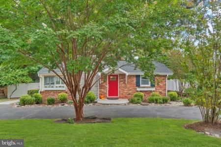 1285 CAPE ST CLAIRE ROAD