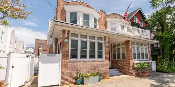1 WISSAHICKON AVENUE