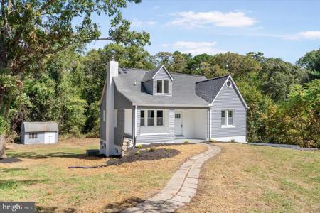 8055 LONG HILL ROAD