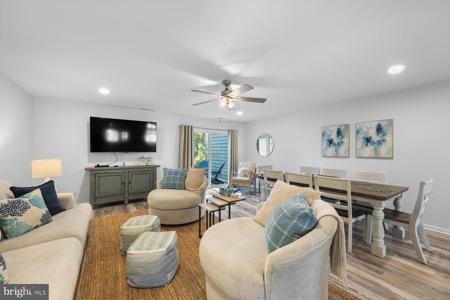 824B BEACH HAVEN DRIVE