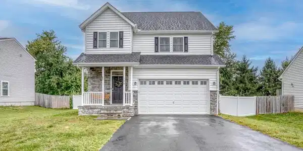126 GOLDEN PLOVER DRIVE
