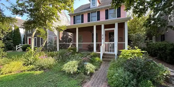 414 4TH STREET