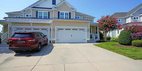 35217 PILOTBOAT DRIVE