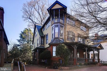 49 COLLEGE AVENUE