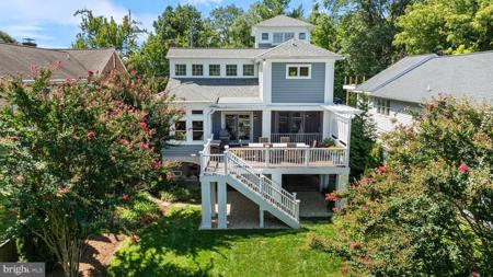 9 HERNDON AVENUE