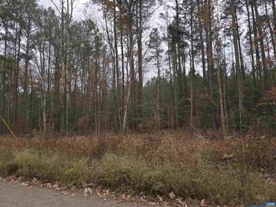 16 EVERGREEN DR