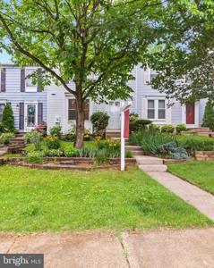 1195 PALMWOOD COURT