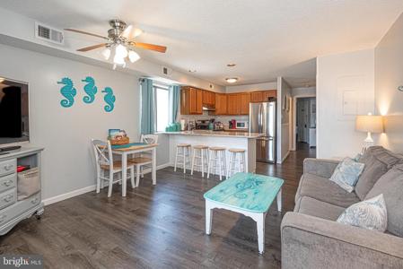 204 33RD STREET