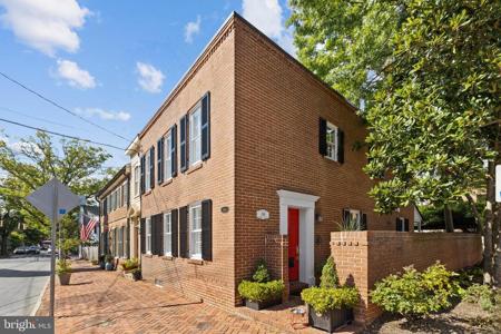 166 DUKE OF GLOUCESTER STREET