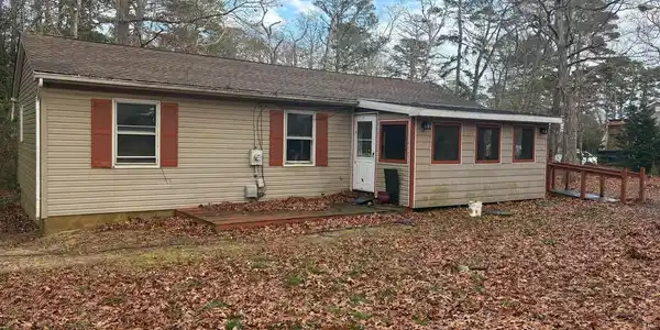 84 SIEGTOWN ROAD