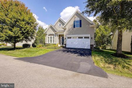 407 HELMSMAN WAY