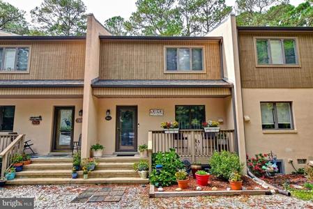 781 SALT POND CIRCLE