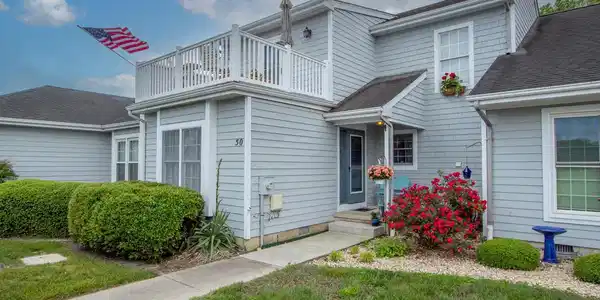 31010 CREPE MYRTLE DRIVE
