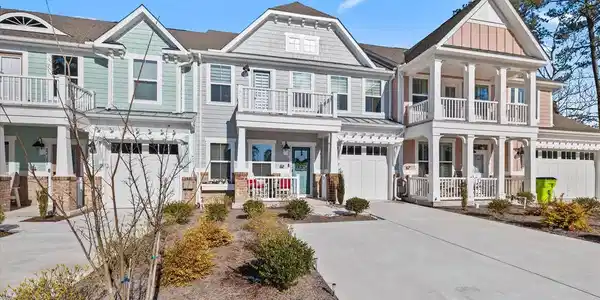22189 DUNE CIRCLE