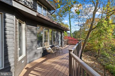 319 EPPING WAY