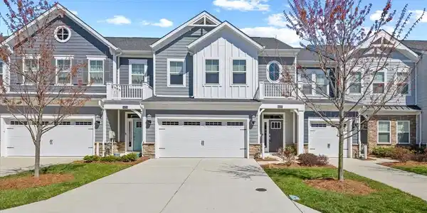 24227 CANOE DRIVE