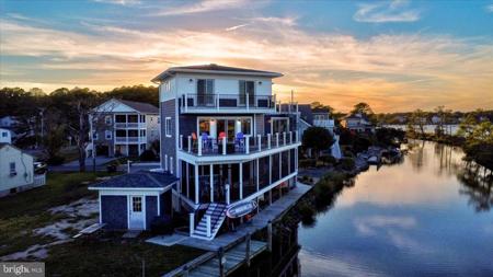 606 POND VIEW DRIVE