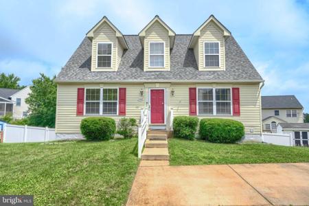 1102 WALNUT HILL COURT