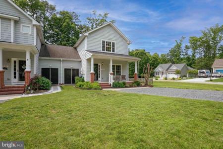 5824 CLAM COVE