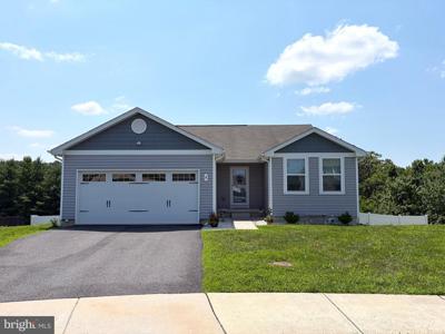 8 CRABAPPLE COURT
