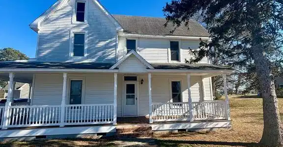 207 WATER STREET