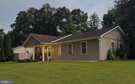 2616 THORNBERRY DRIVE