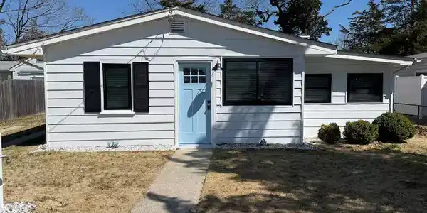 39 BIRCH ROAD