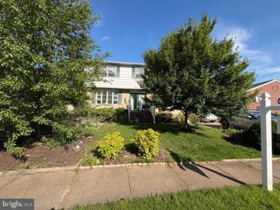 7952 CROSS CREEK DRIVE