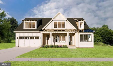 136 PADDOCK WAY