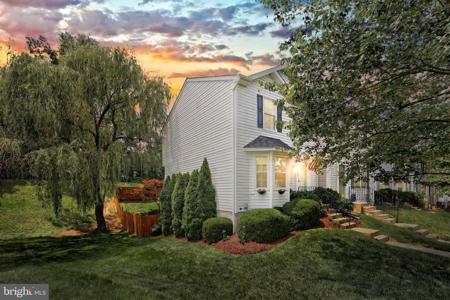 1232 SPLASHING BROOK DRIVE