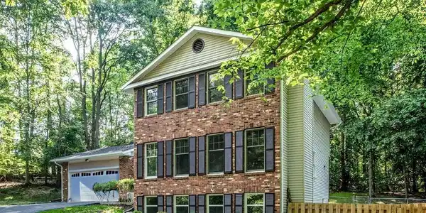10 GREENRIDGE