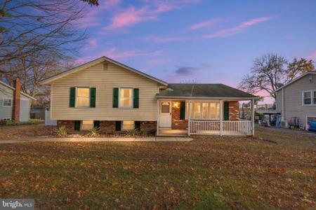 228 COURTNEY DRIVE