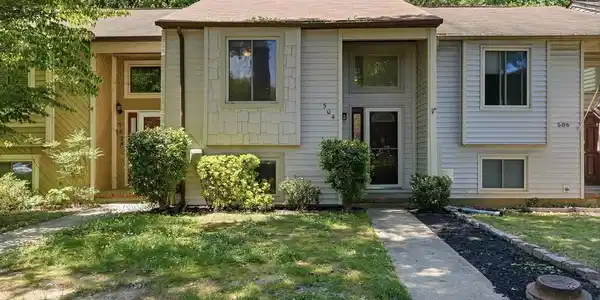 504 GREENBLADES COURT