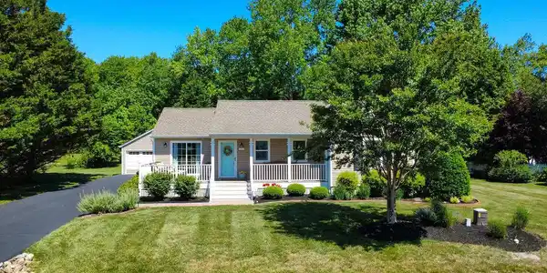 69 NEPTUNE DRIVE