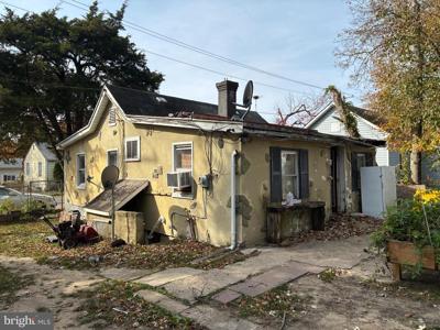 7811 OUTING AVENUE